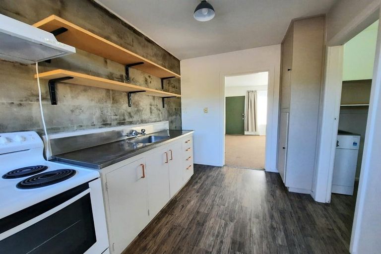 Photo of property in 2/79 Champion Street, Edgeware, Christchurch, 8013