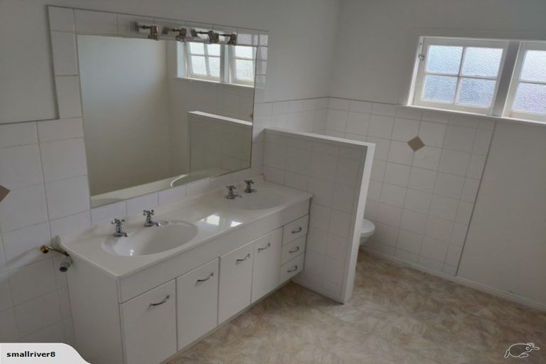 Photo of property in 1 Magnolia Avenue, Opaheke, Papakura, 2113