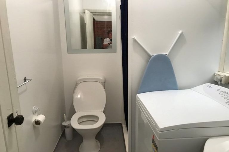 Photo of property in 23 Dundas Street, North Dunedin, Dunedin, 9016