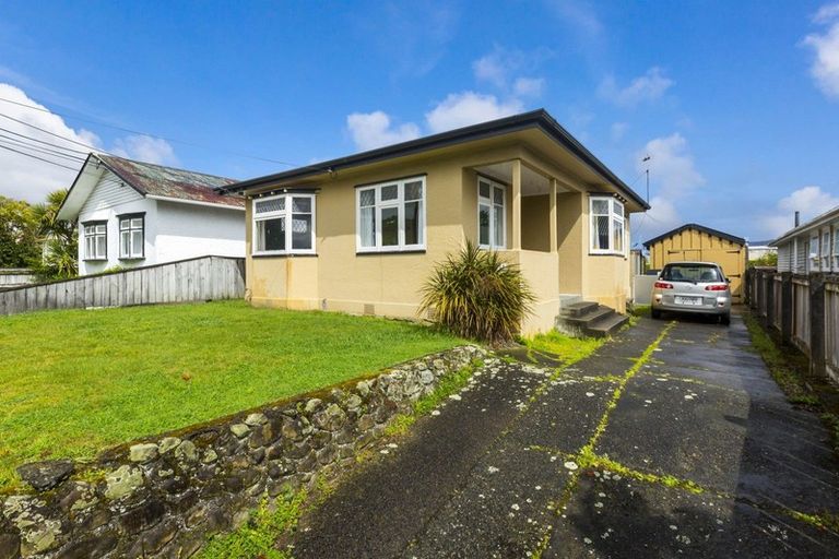 Photo of property in 13 Exchange Street, Ebdentown, Upper Hutt, 5018