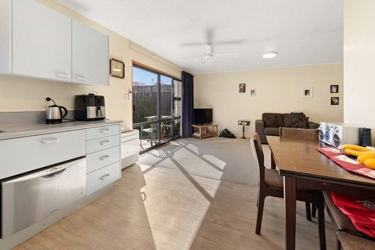 Photo of property in 15a Canning Street, Gore, 9710