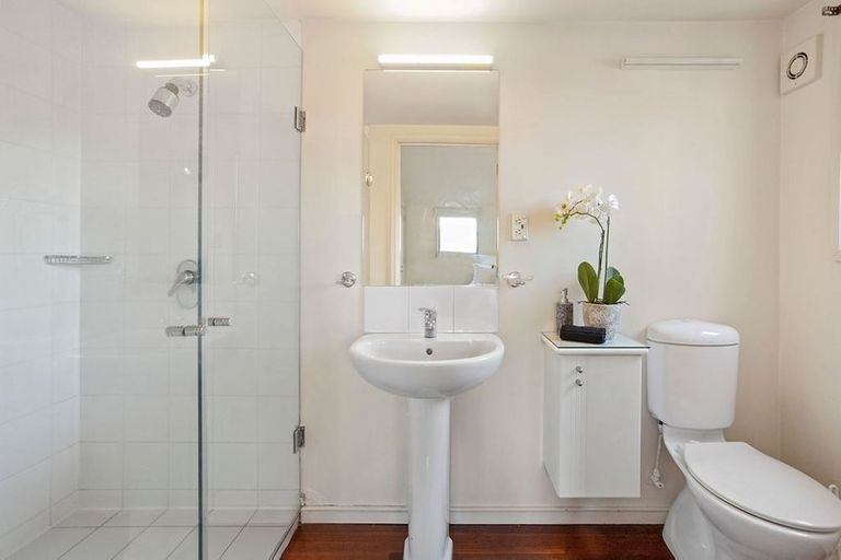 Photo of property in 2/37 Poynder Avenue, Merivale, Christchurch, 8014