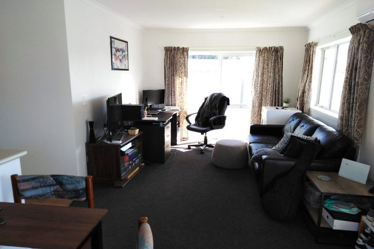 Photo of property in 57 Northolt Road, Fairview Downs, Hamilton, 3214
