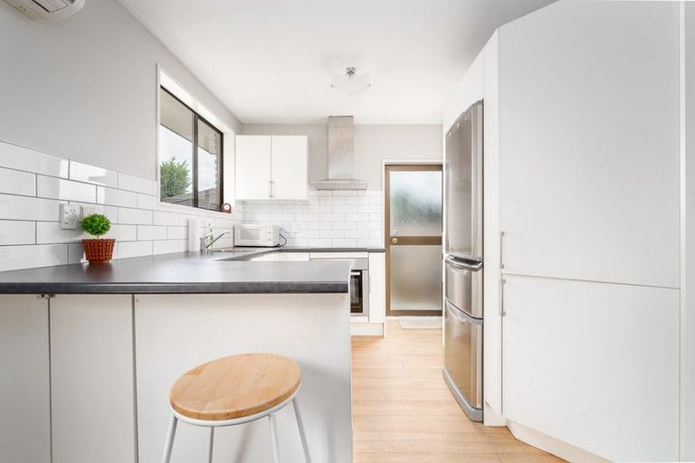 Photo of property in 2/195 Linwood Avenue, Linwood, Christchurch, 8011