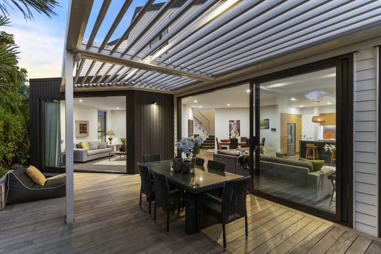 Photo of property in 1a Maleme Avenue, Belmont, Auckland, 0622