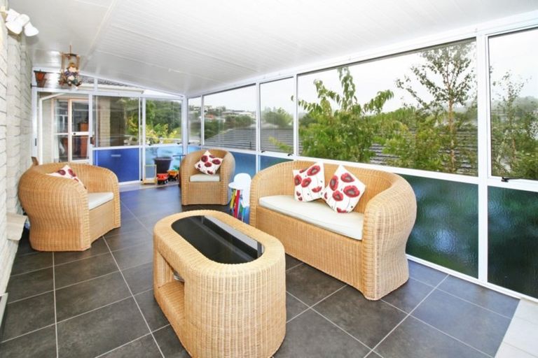 Photo of property in 49 Cumberland Street, Merrilands, New Plymouth, 4312