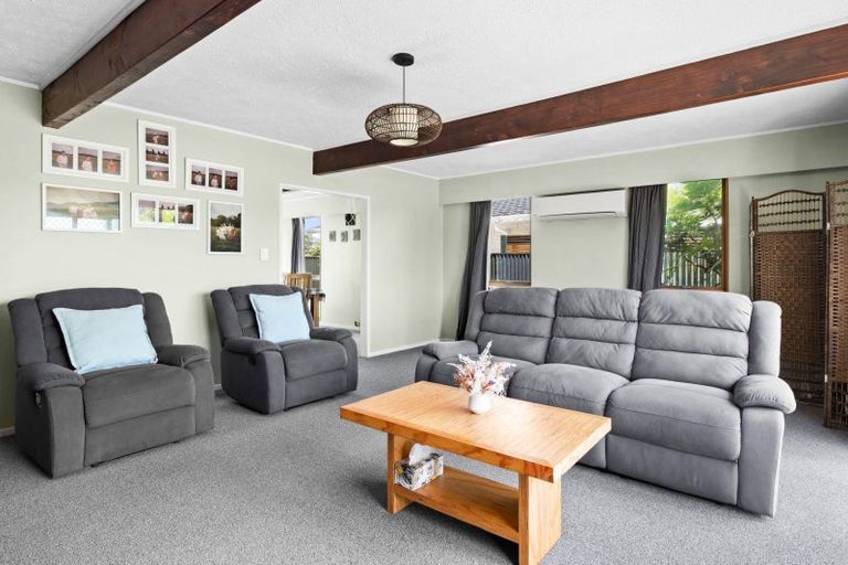 Photo of property in 6 Somerset Place, Taradale, Napier, 4112