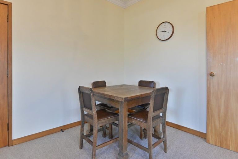 Photo of property in 39 Main Rd Clive, Clive, 4102