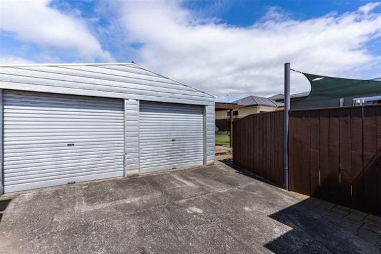 Photo of property in 130 Warwick Street, Feilding, 4702