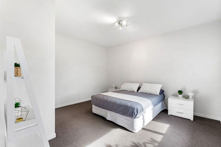 Photo of property in 30 Waipuka Road, Waimarama, Havelock North, 4294