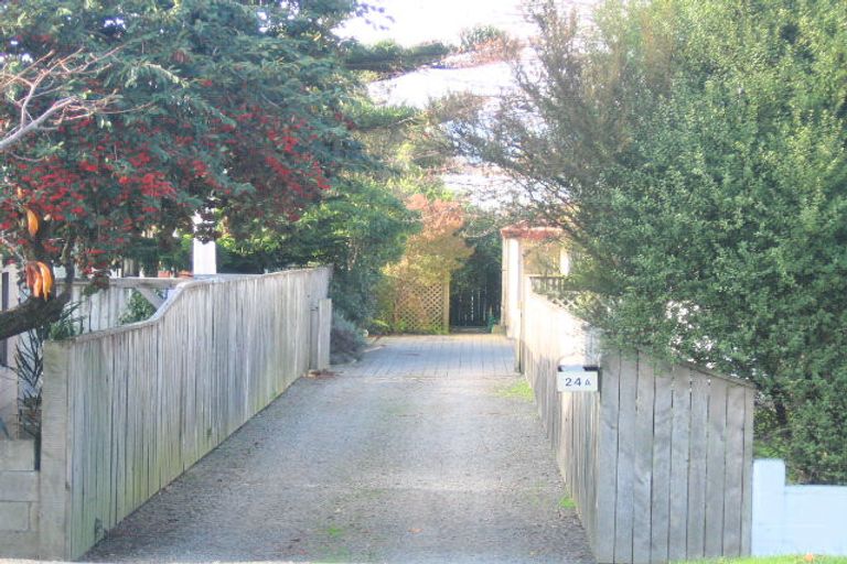 Photo of property in 24b Tutanekai Street, Paraparaumu, 5032