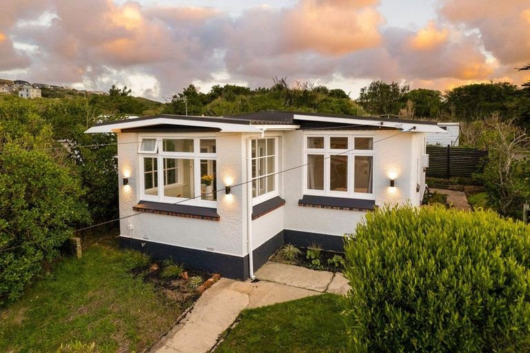 Photo of property in 19 Luke Street, Ocean Grove, Dunedin, 9013