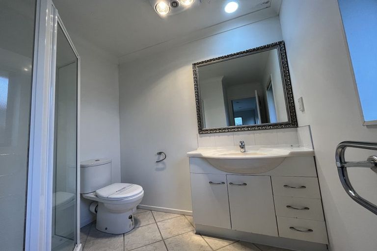 Photo of property in 14 Brittas Place, East Tamaki, Auckland, 2016
