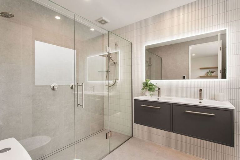 Photo of property in 17a Kirkwood Avenue, Upper Riccarton, Christchurch, 8041