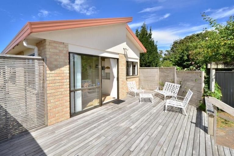 Photo of property in 11b Ross Crescent, Orewa, 0931