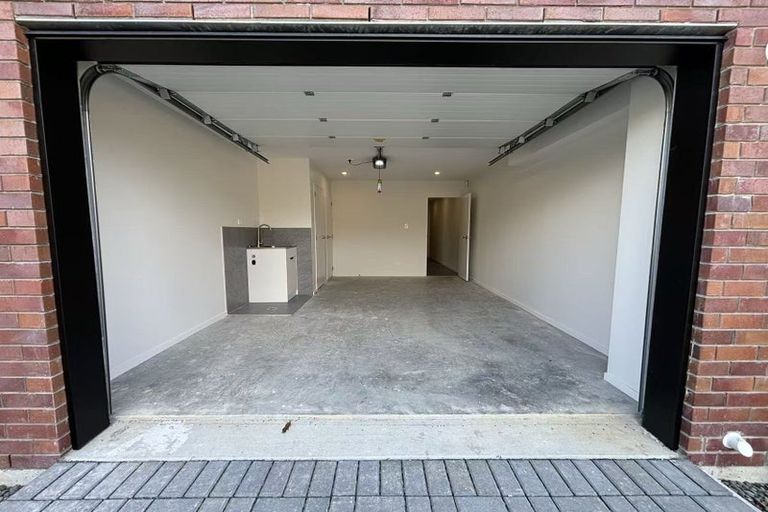 Photo of property in 5/39 Dale Crescent, Pakuranga, Auckland, 2010