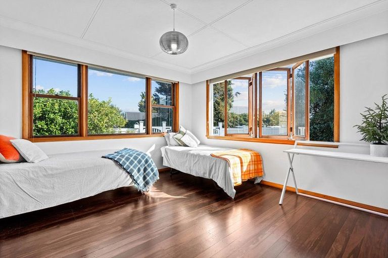 Photo of property in 12 Suez Street, Martinborough, 5711