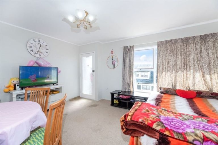 Photo of property in 6/3 Koromiko Street, New Lynn, Auckland, 0600