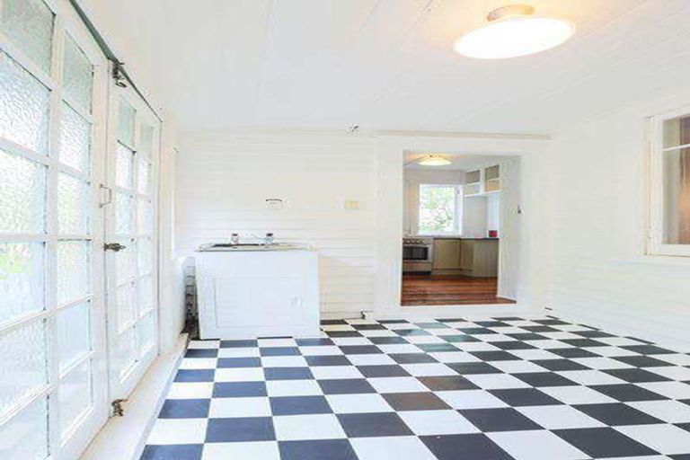 Photo of property in 95 Rosedale Road, Pinehill, Auckland, 0632