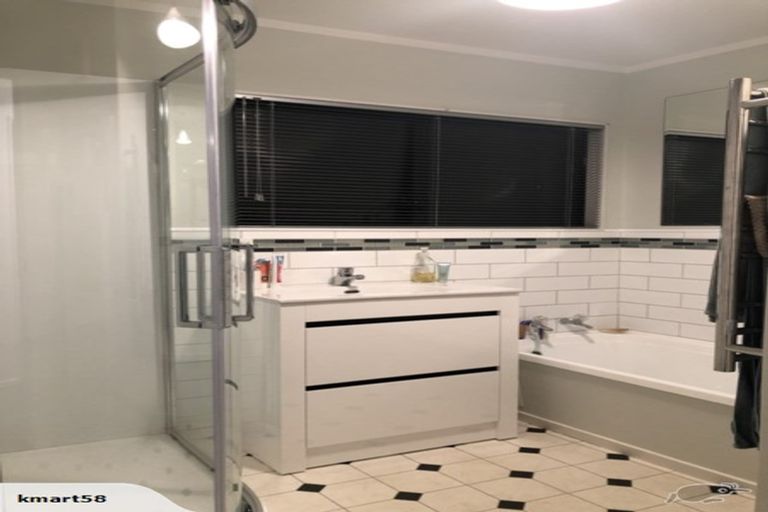 Photo of property in 2/15 Greenhill Crescent, Pakuranga, Auckland, 2010