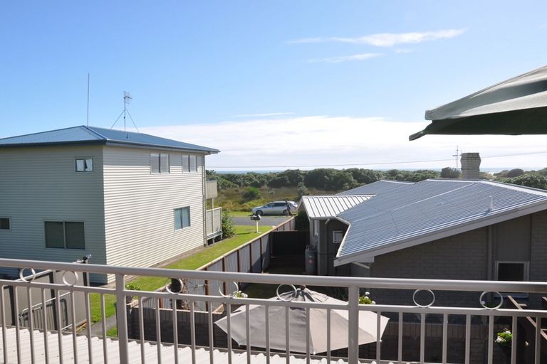 Photo of property in 12b Broadway Road, Waihi Beach, 3611