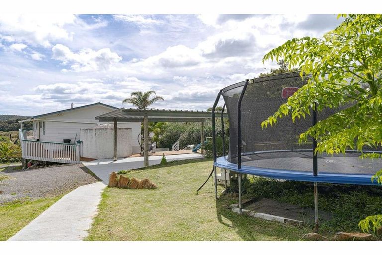 Photo of property in 83 Rangitane Loop Road, Kerikeri, 0294