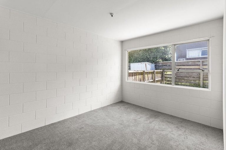 Photo of property in 2/124 Ngamotu Road, Spotswood, New Plymouth, 4310