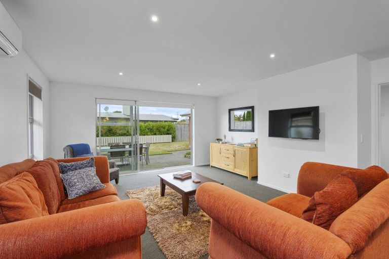 Photo of property in 28 Champagne Avenue, Yaldhurst, Christchurch, 8042