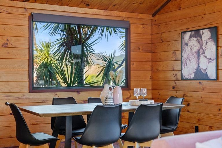 Photo of property in 63 Ngapaki Street, Waikanae Beach, Waikanae, 5036