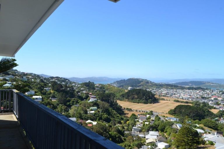 Photo of property in 10 Laurent Place, Kingston, Wellington, 6021