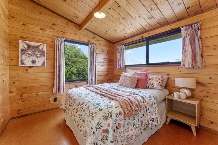 Photo of property in 29 Kirk Street, Otaki, 5512