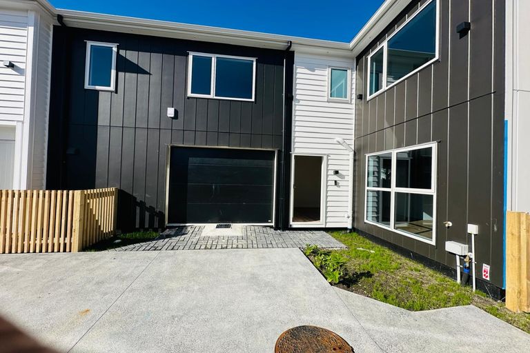 Photo of property in 115b Luke Street East, Otahuhu, Auckland, 1062