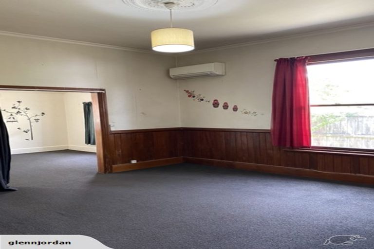 Photo of property in 11 Dickens Street, Addington, Christchurch, 8024