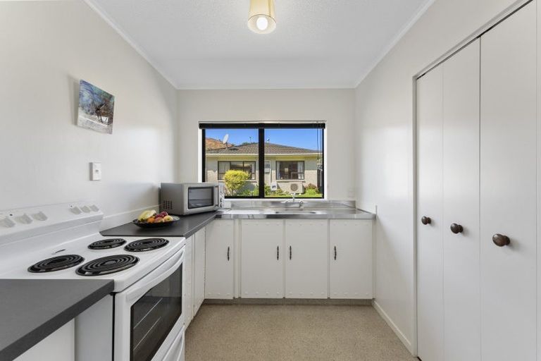Photo of property in 29b Hinau Street, Tawa, Wellington, 5028