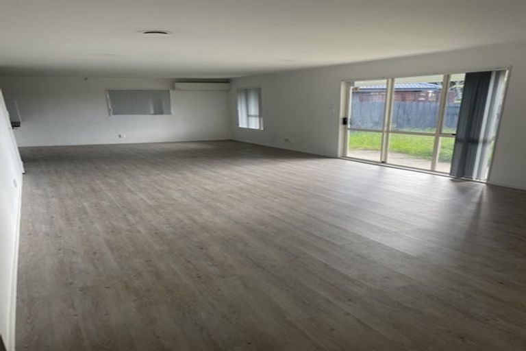 Photo of property in 42 Michael Jones Drive, Flat Bush, Auckland, 2019