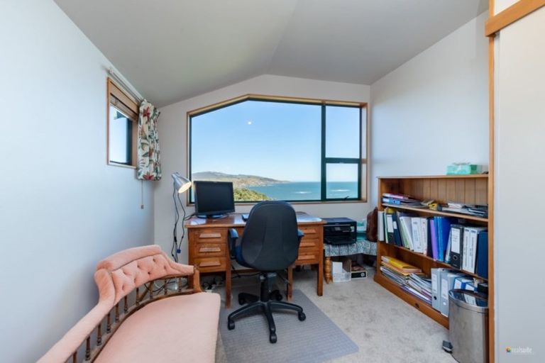 Photo of property in 128 Motuhara Road, Plimmerton, Porirua, 5026