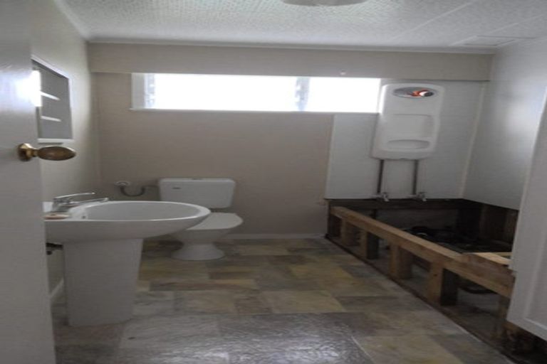 Photo of property in 53 Great South Road, Papakura, 2110