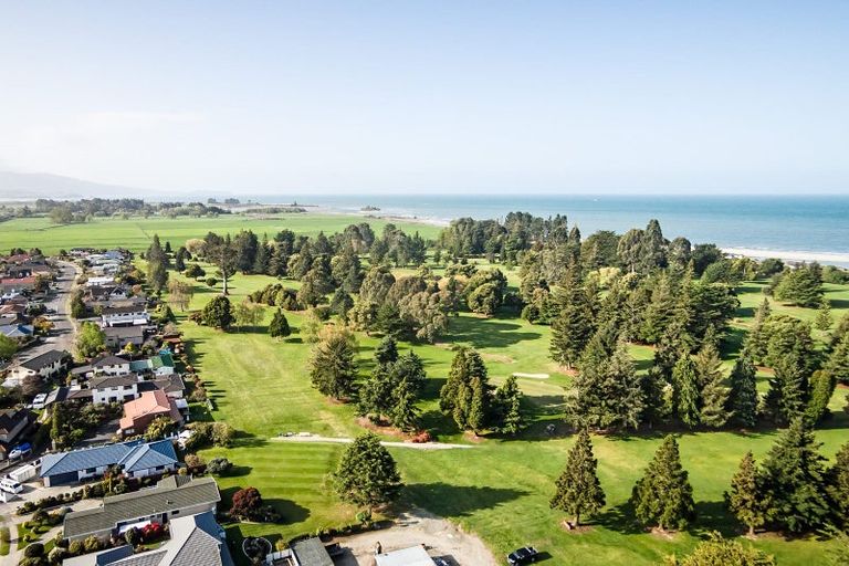 Photo of property in 10 Memorial Drive, Motueka, 7120