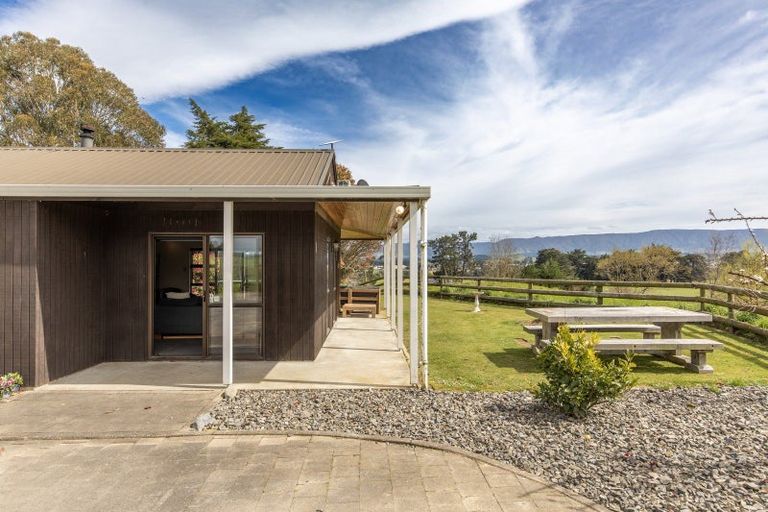 Photo of property in 134b Tipapakuku Road, Dannevirke, 4930