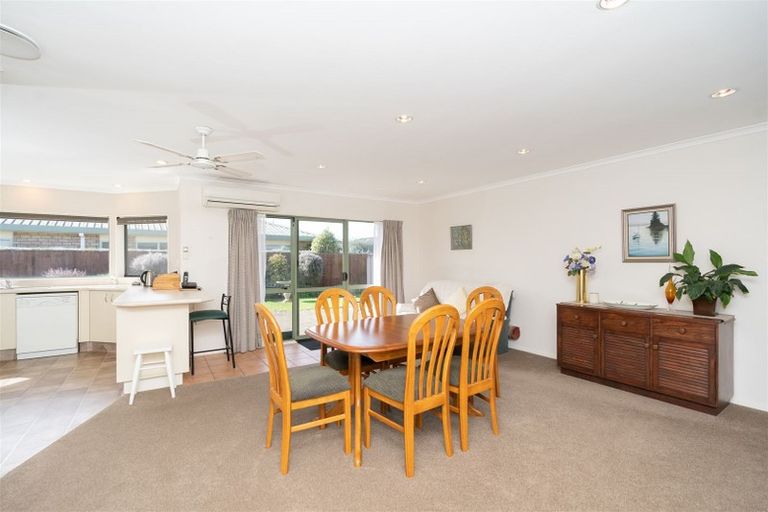 Photo of property in 26 Admiral Crescent, Flagstaff, Hamilton, 3210