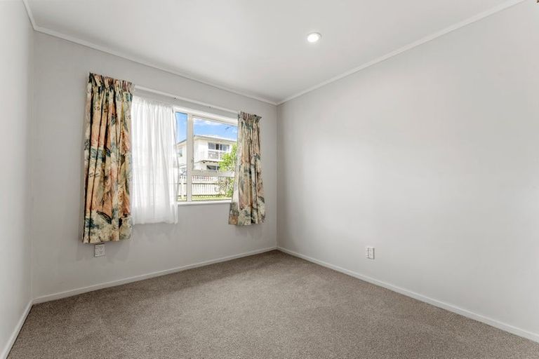 Photo of property in 47 Charlotte Street, Stanmore Bay, Whangaparaoa, 0932
