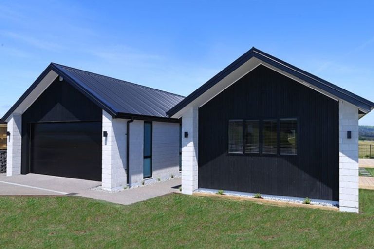 Photo of property in 9 Vinifera Lane, Te Kauwhata, 3782