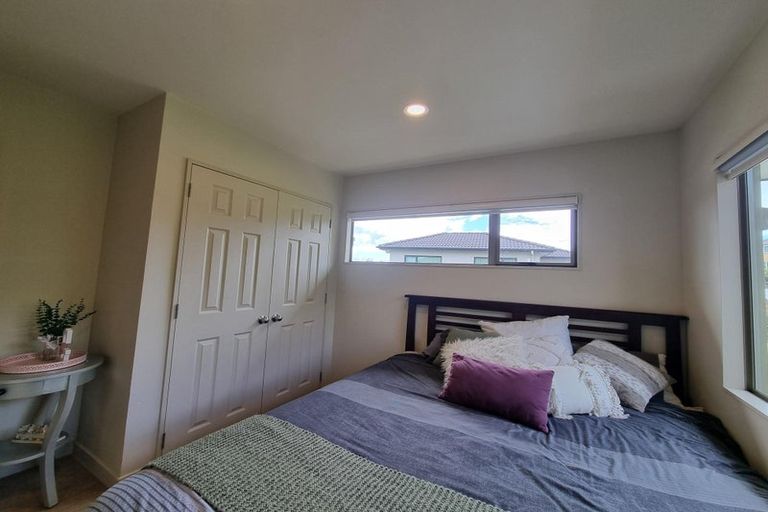 Photo of property in 15 Meteor Place, Schnapper Rock, Auckland, 0632