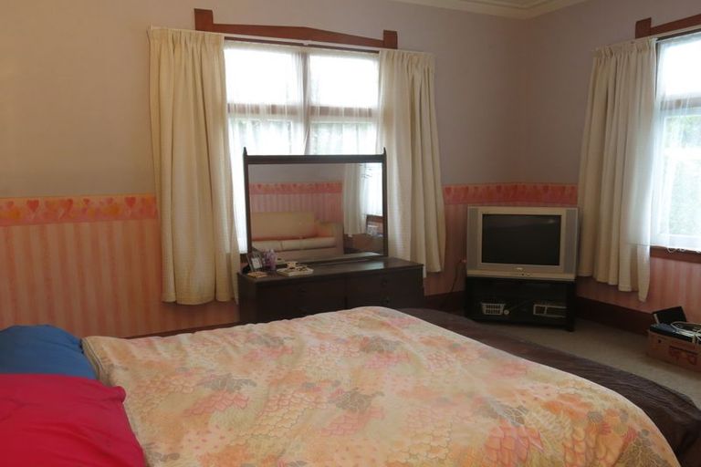 Photo of property in 1001 Heretaunga Street East, Parkvale, Hastings, 4122