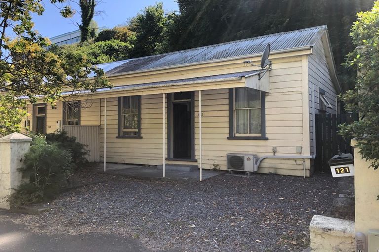 Photo of property in 121-123 Shakespeare Road, Bluff Hill, Napier, 4110