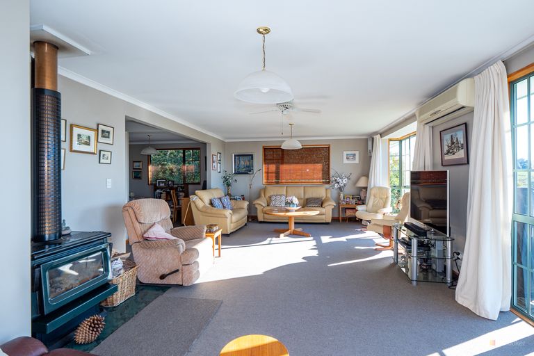 Photo of property in 6 Pye Road, Geraldine Downs, Geraldine, 7991