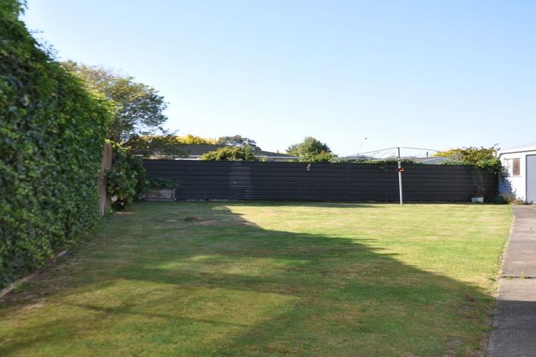 Photo of property in 69 Apollo Parade, Milson, Palmerston North, 4414