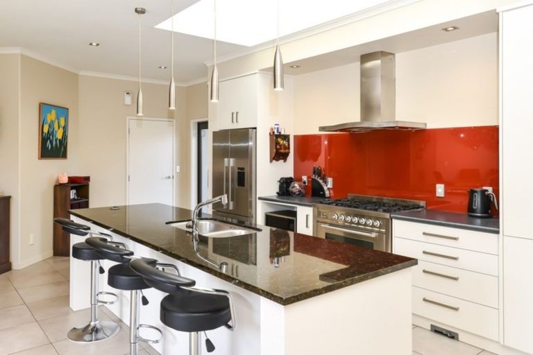 Photo of property in 17 Heathfield Avenue, Huntington, Hamilton, 3210