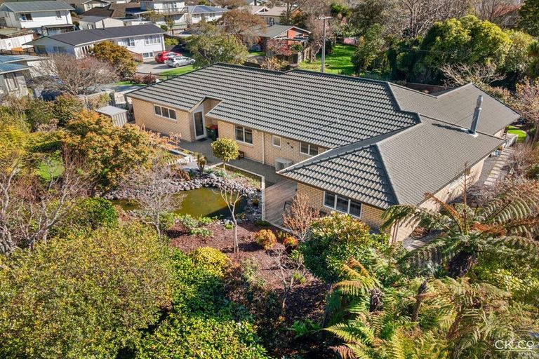 Photo of property in 28 Manuka Street, Stokes Valley, Lower Hutt, 5019