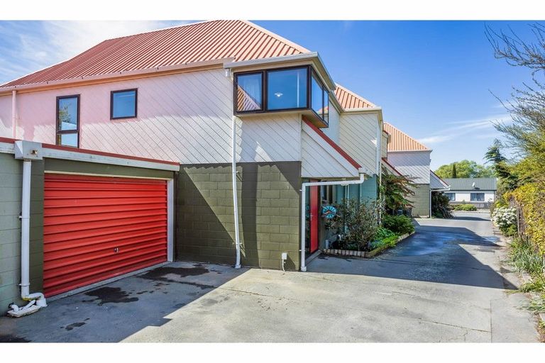 Photo of property in 3/180 Brougham Street, Sydenham, Christchurch, 8023